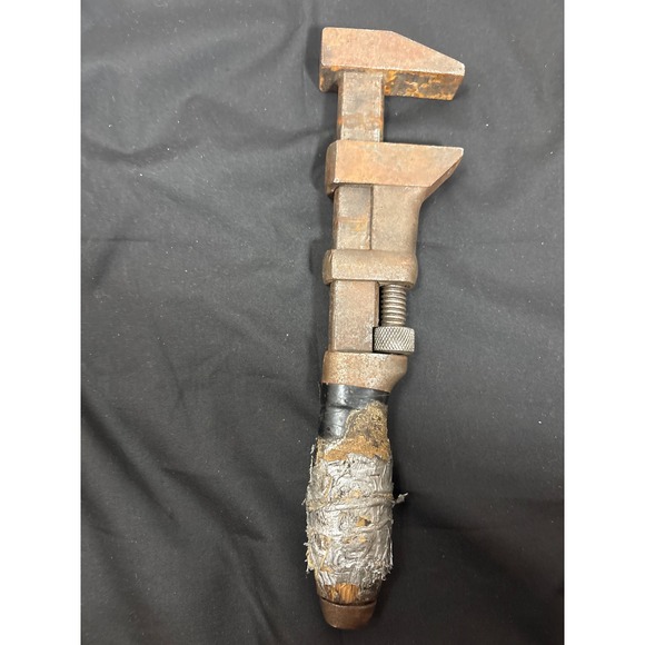 Vintage Billings & Spencer Adjustable Monkey Wrench Antique Tool Automotive - Picture 2 of 4